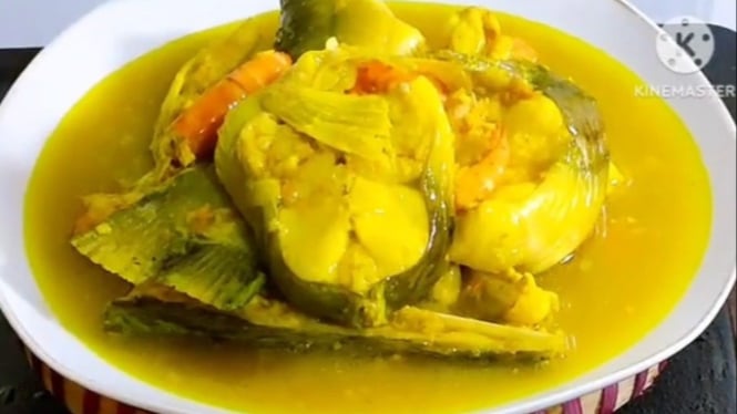 Ikan baung kuah kuning untuk menu sahur