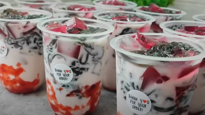 Minuman jelly susu creamy