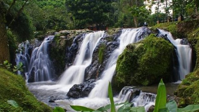 Curug Maribaya Lembang