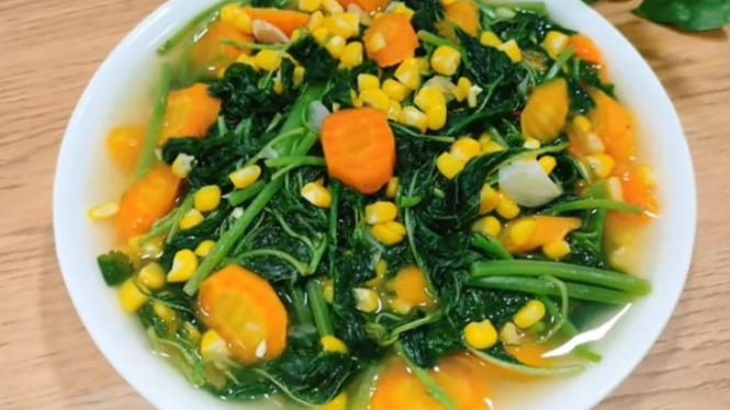 Sayur Bayam Jagung Kuah Bening