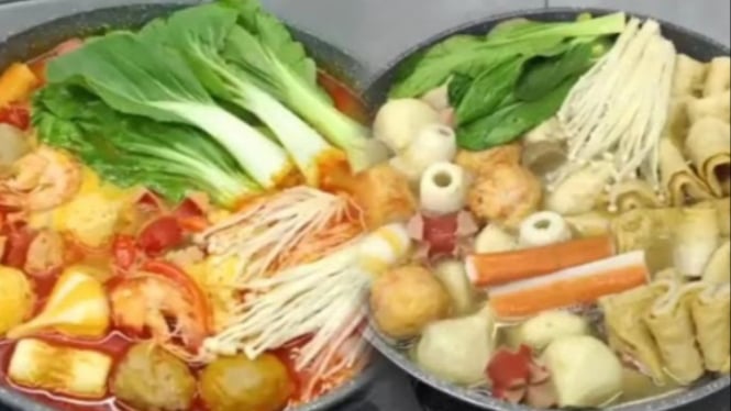 Steamboat Kuah Tomyam dan Kuah Odeng