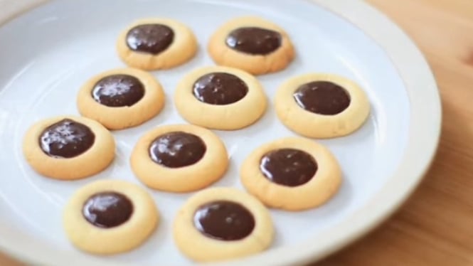 Thumbprint Cookies