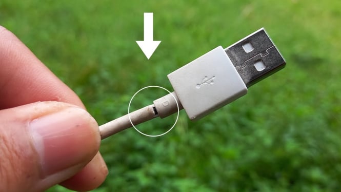 Memperbaiki kabel charger