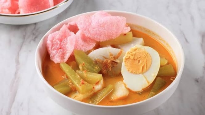 Ketupat Sayur Betawi