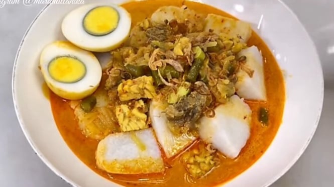 Ketupat Sayur Godog Khas Betawi