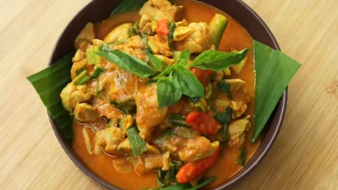 Ayam Oseng Bumbu Pepes