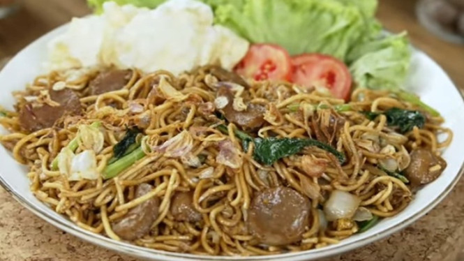 Mie Goreng Sedap dan Manis