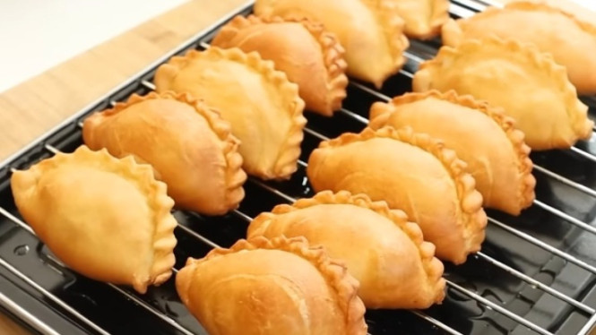 Panada sosis pedas