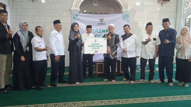 Penyaluran modal untuk para jamaah dalam program BMM