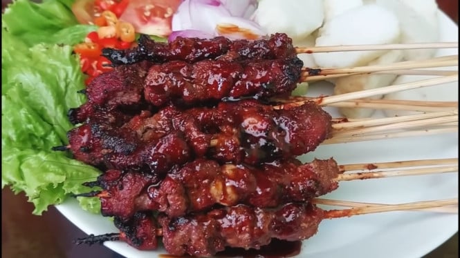 Sate kambing empuk