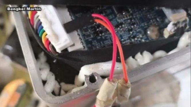 Baterai motor listrik