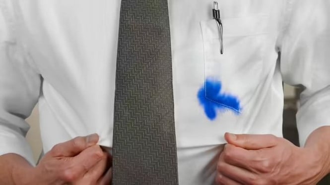 Noda Tinta di Baju