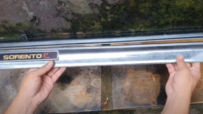 Pembersihan Chrome dengan HF