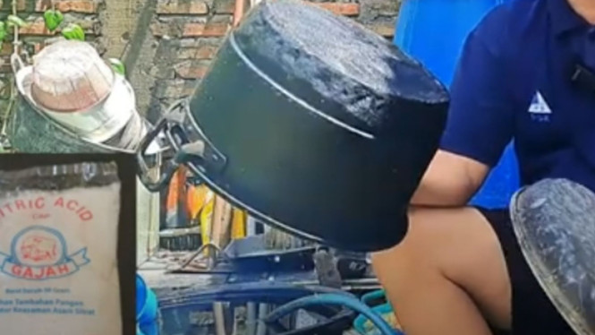 Cara Bersihkan Panci Gosong