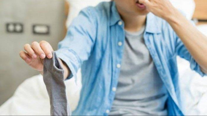 Ilustrasi Kaos Kaki Bau