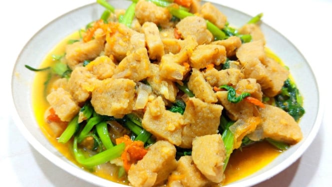 Tumis tempe gajes dan kangkung