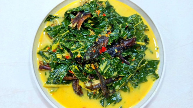 Kuah santan pedas