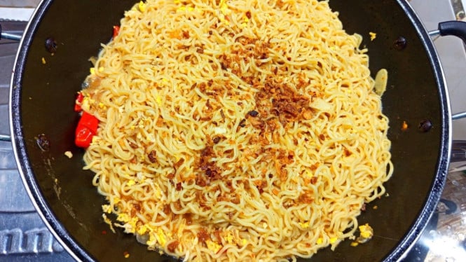Mie goreng nyemek