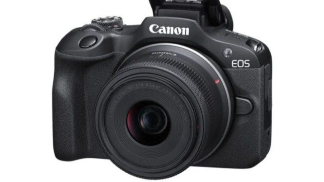 Kamera Canon EOS R100 (foto ilustrasi).