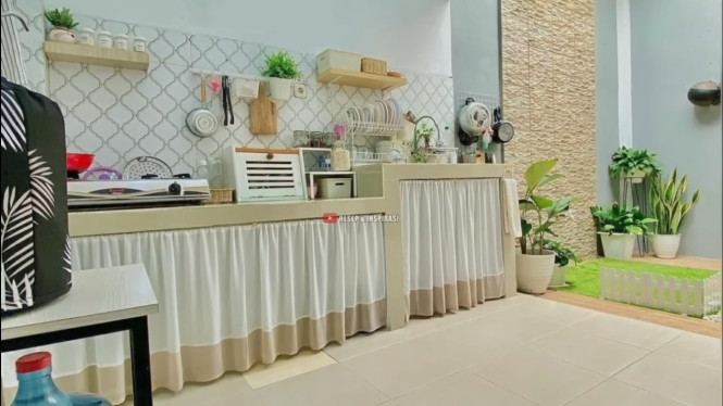 Dapur Terbuka dengan Taman