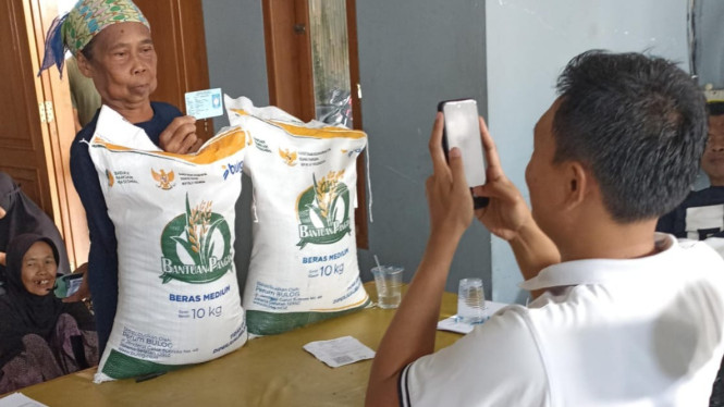 Pendistribusian Banpang oleh Bulog