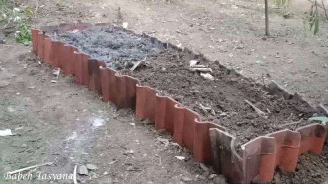 Raised Bed dari Genteng Bekas