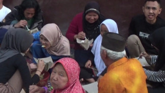Ratusan Warga Gelar Tradisi Ruwatan 1 Suro