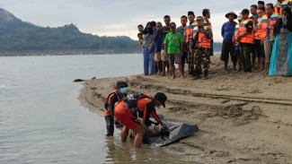 Pria Setengah Baya Tenggelam di Waduk Wadaslintang Wonosobo,Tim SAR Temukan Sudah Meninggal