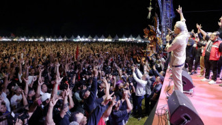 Bakar Semangat 50 Ribu Massa, Ganjar : Terima Kasih Bali !