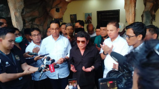 Anies Kunjungi Rhoma Irama di Depok, Minta Doa Restu di Pilpres 2024