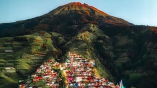 Nepal van Java di Butuh Magelang.