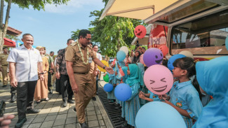 Pemprov Jateng Gelontor Bantuan Keuangan Rp107,6 Miliar Atasi Kemiskinan di Kebumen