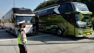 Pendaftaran Mudik Gratis Dimulai! Pemprov Jateng Sediakan 12.488 Tiket Gratis Bus dan Kereta Api