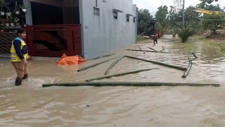 Cuaca Semarang Diprediksi Hujan Lebat Siang Hari, Waspada Potensi Banjir