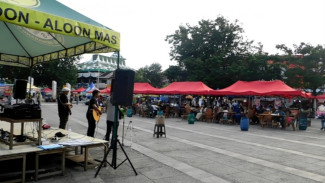 Tempat Ngabuburit Asyik di Semarang,  Nunggu Buka Sambil Beli Takjil di Aloon-Aloon Kauman