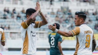 Dewa United Goyang Gawang Persebaya Tiga Kali, Padahal Mainnya di Surabaya