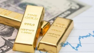 Harga Emas Rabu 24 April 2024 : Anjlok Gara-Gara Kekawatiran Eskalasi Konflik Timur Tengah Mereda