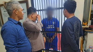 Nekat Curi Motor Seorang Pria Ditangkap Warga Dan Diarak Usai Lompat Ke sungai