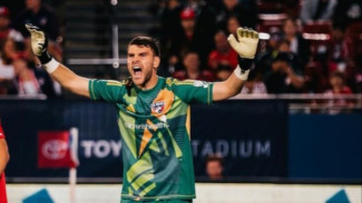 Ernando Ari Ngebet Ketemu Maarten Paes, Kiper Saingannya di Timnas Indonesia
