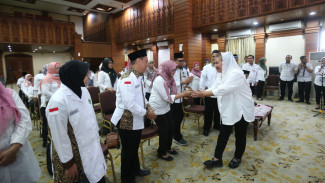 Mbak Ita Lepas Keberangkatan 100 Jemaah Haji ASN Pemkot Semarang, Ini Pesannya