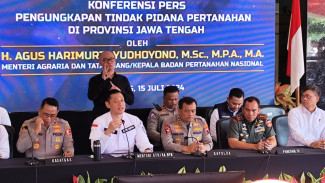 Kapolda Jateng dan Menteri ATR BPN Konpers Kasus Mafia Tanah Terbesar Nasional