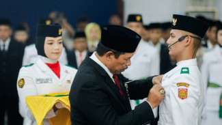 Nana Sudjana Kukuhkan Paskibraka Jateng 2024, Disiapkan Jadi Duta Pancasila dan Patriot NKRI