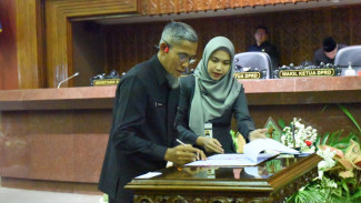 Pemprov dan DPRD Jateng Sahkan Lima Raperda, Salah Satunya Terkait Cadangan Pangan