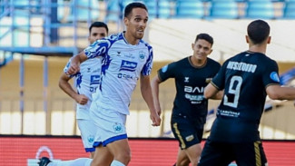 Langka, PSIS Tak Bikin Satu Tembakan Pun ke Gawang Dewa United Kecuali Penalti