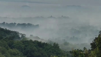 Punthuk Setumbu Borobudur Magelang. Punthuk Setumbu Borobudur Magelang.