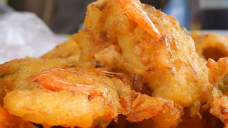 Resep Mudah Bikin Bakwan Udang yang Gurih, Renyah, dan Krispi