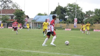 Khong Guan Group Luncurkan Program Sejuta Bola Superco Untuk Indonesia