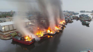 12 Kapal Terbakar di Pelabuhan Pekalongan, Polda Jateng Lakukan Investigasi