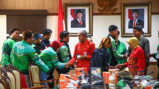 Driver Ojol Datangi Kantor Gubernur Jateng, Keluhkan Aturan Baru Bikin Pendapatan Tergerus