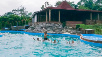 Wisata Bukit Alam Bandungan Semarang.
